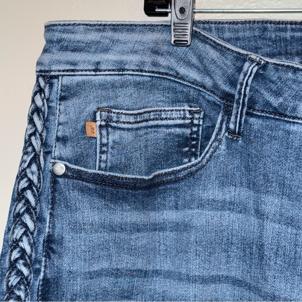 Judy Blue Light Wash Ankle Crop Jeans with Side Braid - Picture 4 of 13